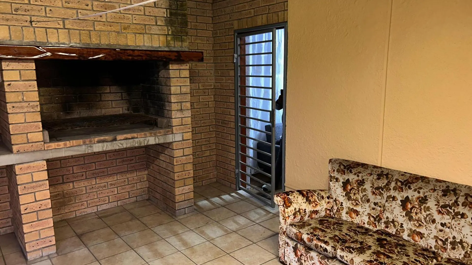 M&D Guest House Bellville