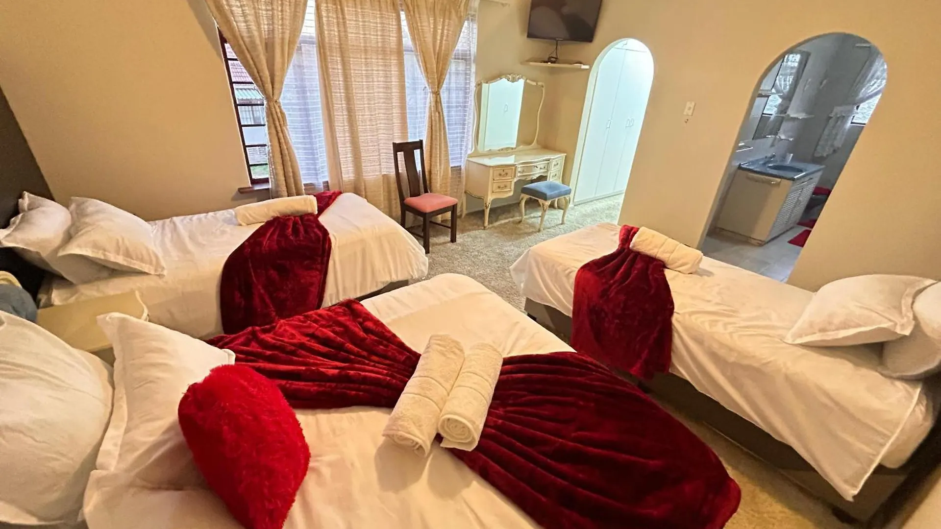 M&D Guest House Bellville