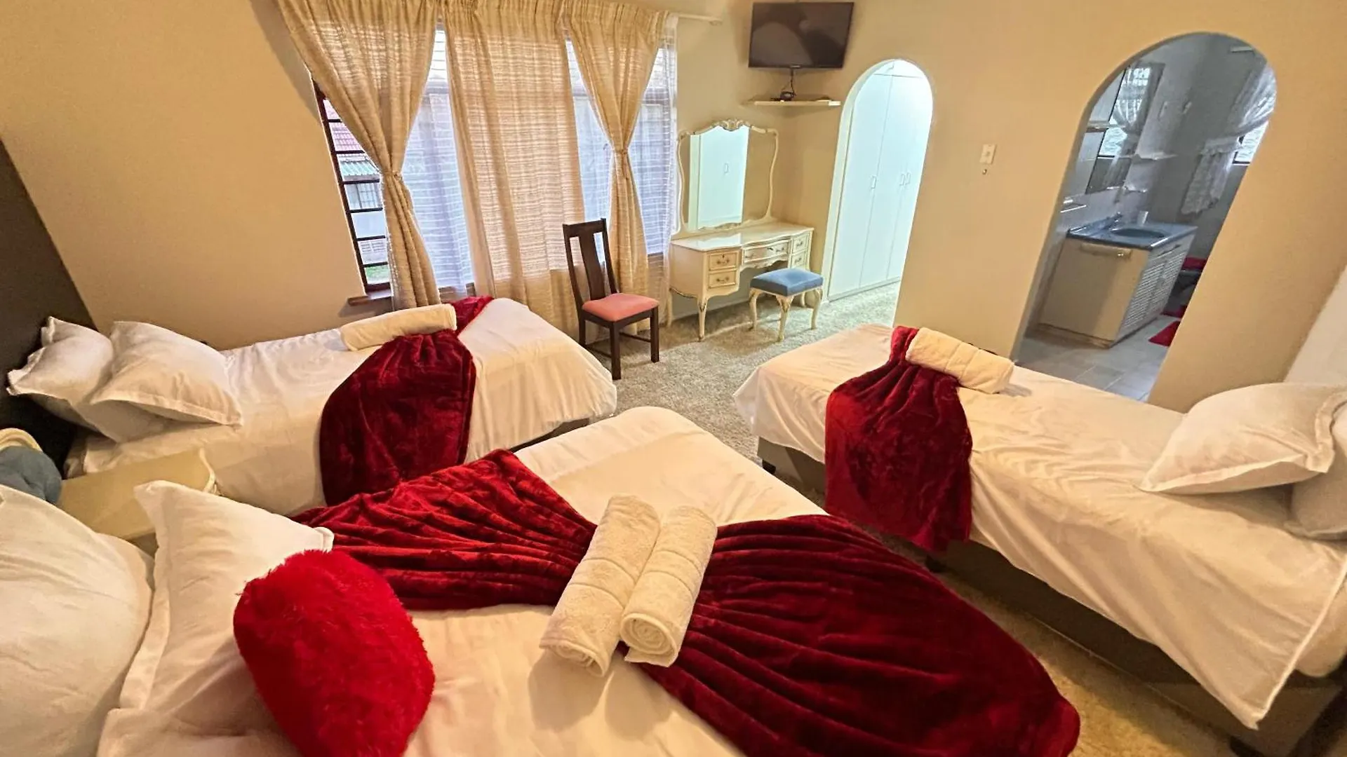 M&D Guest House Bellville
