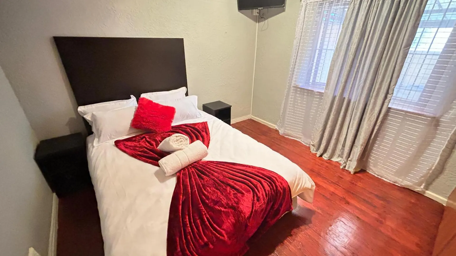 M&D Guest House Bellville