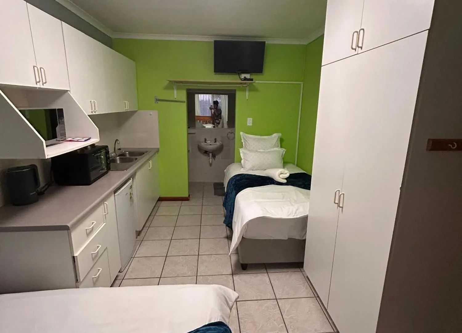 M&D Guest House Bellville